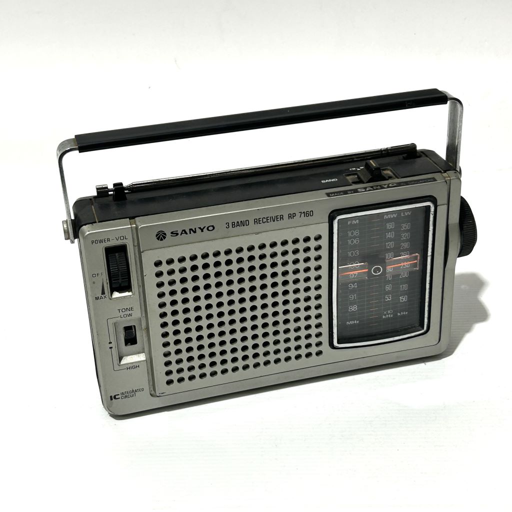 RADIO, Transistor Sanyo 3 Band Receiver