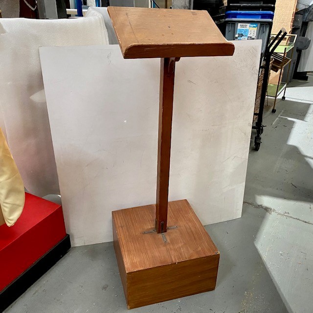 LECTERN, Timber Podium Stand