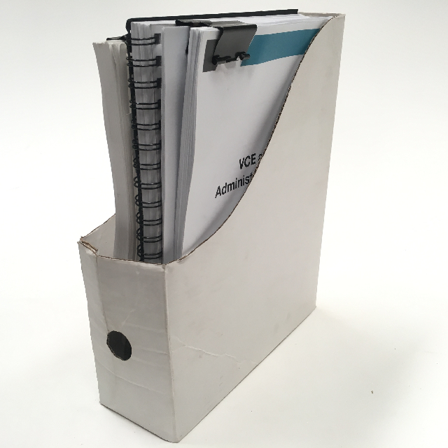 TEACHING AIDS, Manuals & School Training Guides In Magazine Holder