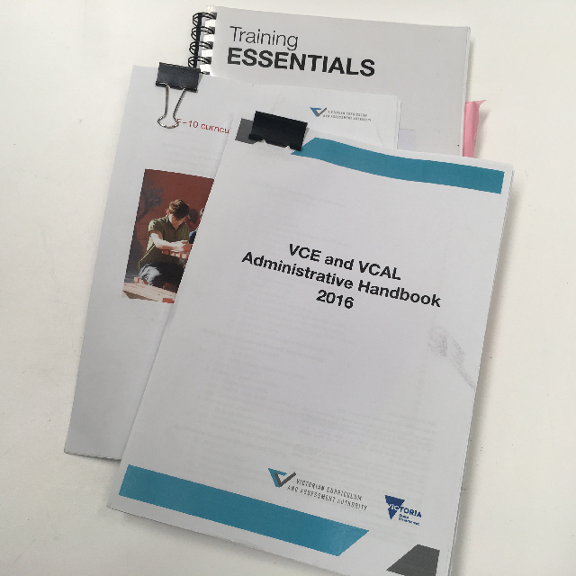 TEACHING AIDS, School Or Teacher Training Manuals