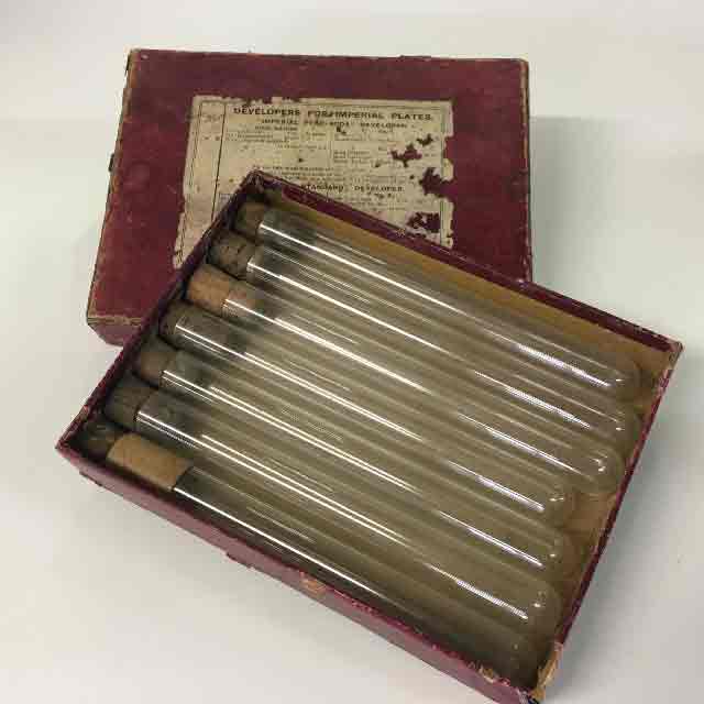 TEST TUBE SET, Vintage in Pink Red Box