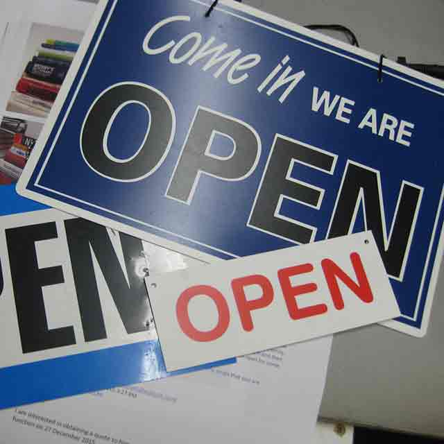 SIGN, Store - Open or Closed