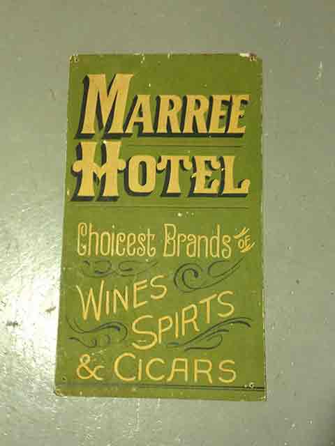 SIGN, Maree Hotel Signwritten