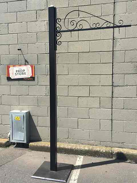 SIGN POST, Decorative Black 2.4m H w Ornate 1m Arm (Freestanding)