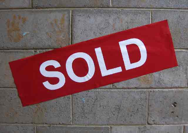 SIGN, Real Estate Sold Sticker Red or Black 25 x 85cm