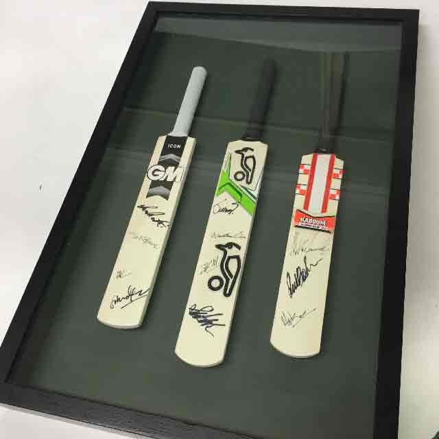 CRICKET, Memorabilia - Display Case w Small Signed Bats 40 x 60cm