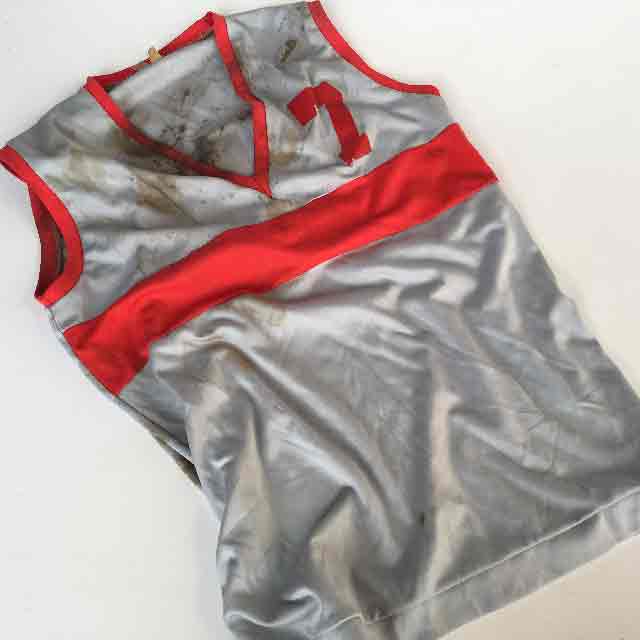 SPORTSWEAR, Top Silver & Red Aged