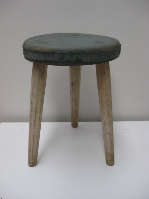STOOL, Milking Stool - Aged Grey Seat White Legs