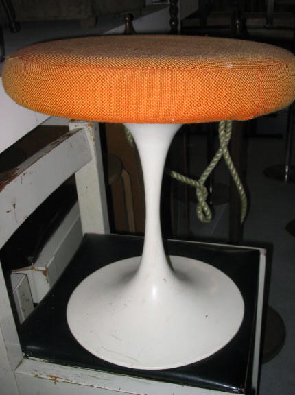 STOOL, 1970s Tulip Base