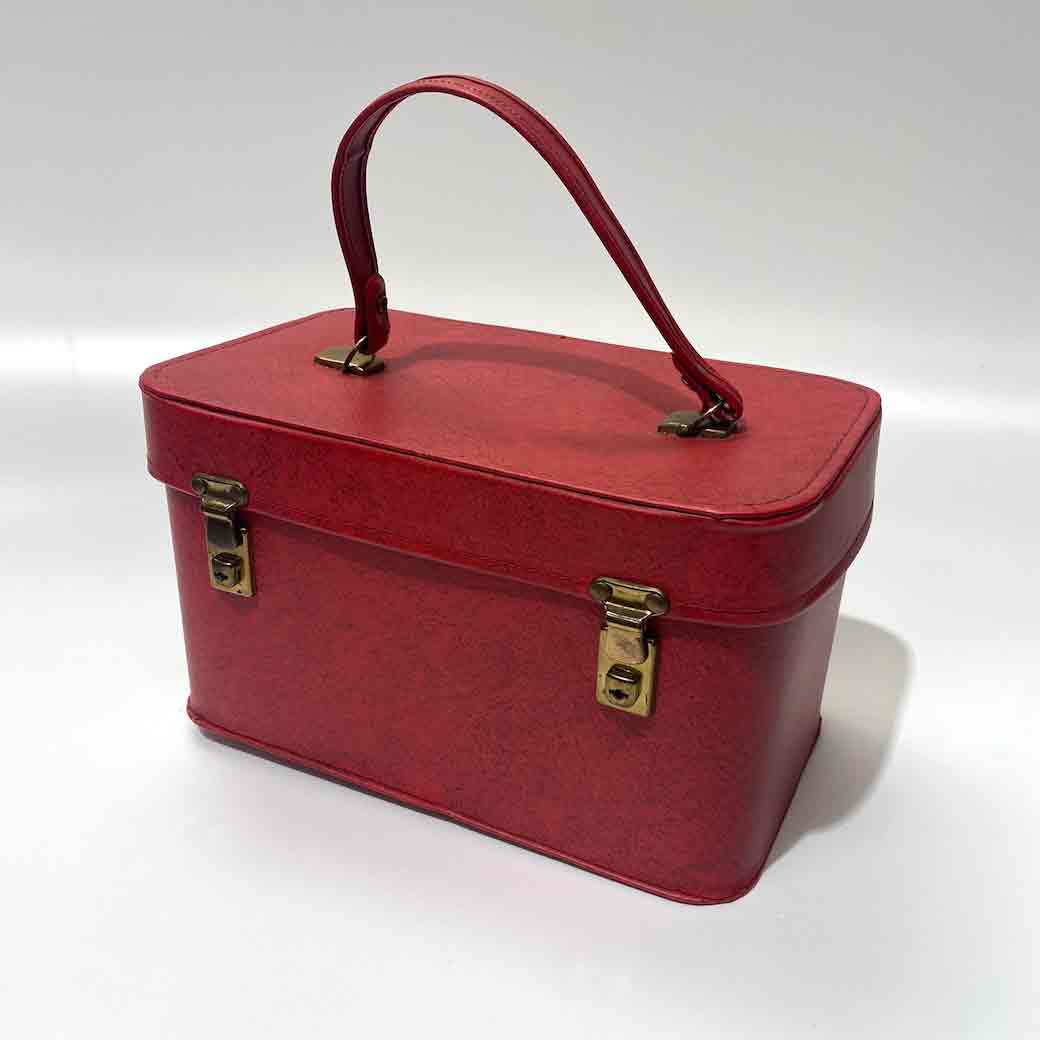 BEAUTY CASE, Red Vinyl - 1960s