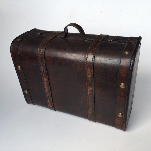 SUITCASE, Vintage Style - Medium Dark Brown Plywood
