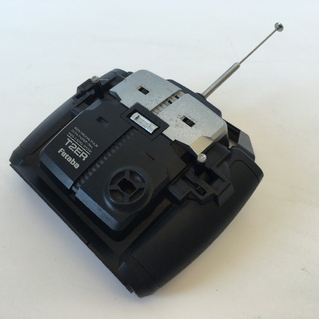 VIDEO GAME CONTROLLER, Black / Silver