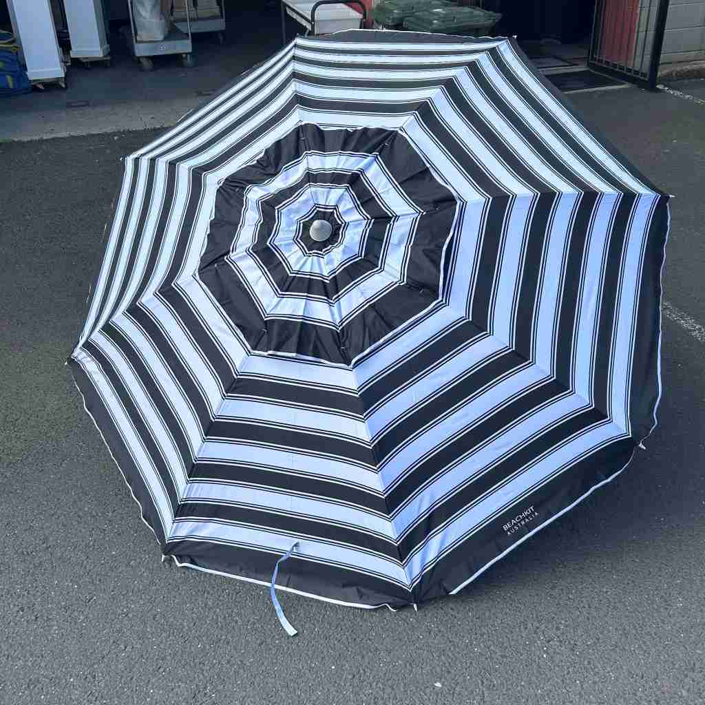 UMBRELLA, Beach - Black & White Pin Stripe