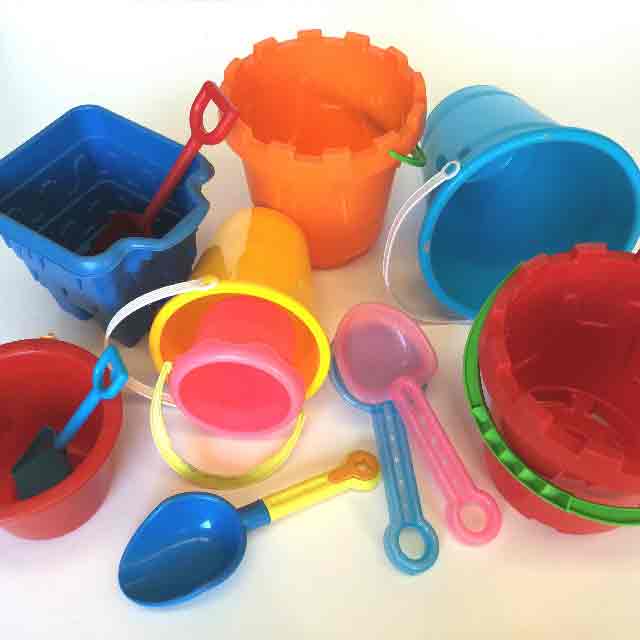 BUCKET & SPADE